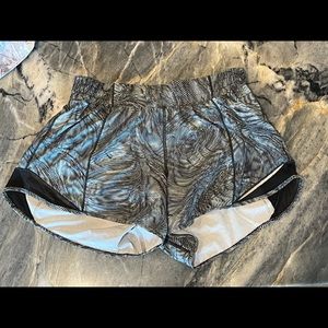 Lululemon short